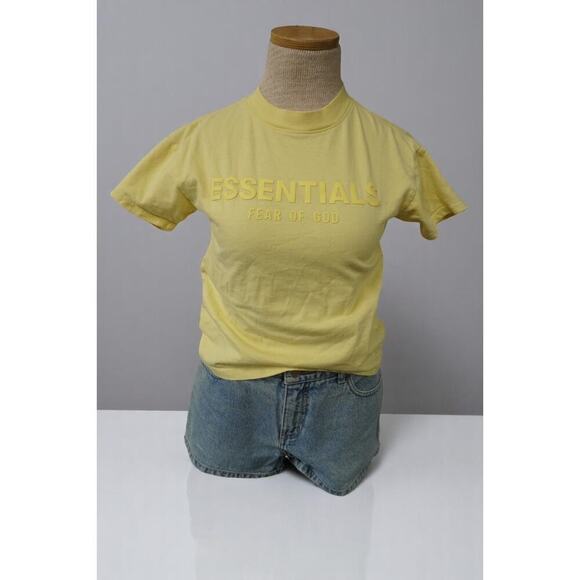 Fear of God Essentials T-Shirt Yellow Short Sleeve Logo Tee Size Small - Picture 7 of 10